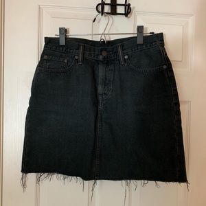 Levi’s black denim skirt